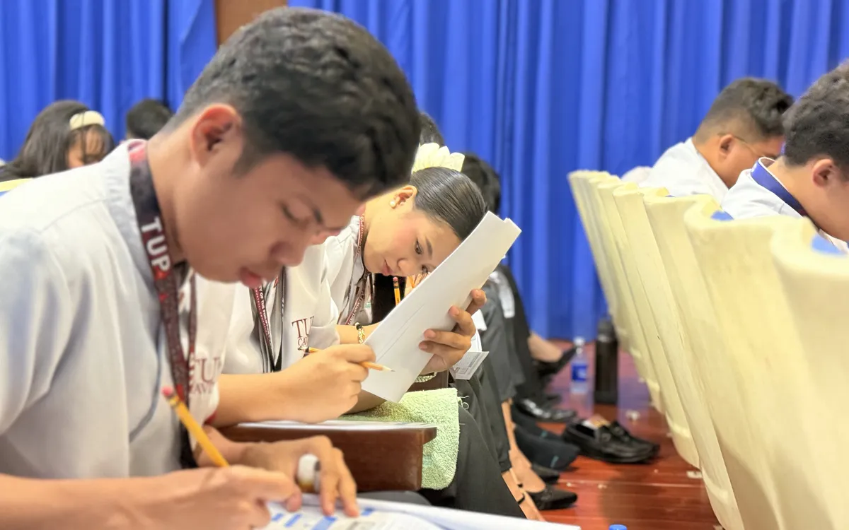 𝙀𝙢𝙥𝙤𝙬𝙚𝙧𝙞𝙣𝙜 𝙁𝙪𝙩𝙪𝙧𝙚 𝙀𝙙𝙪𝙘𝙖𝙩𝙤𝙧𝙨, 𝙊𝙣𝙚 𝙎𝙩𝙚𝙥 𝙖𝙩 𝙖 𝙏𝙞𝙢𝙚!